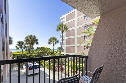 Gulf Gate Resort #104