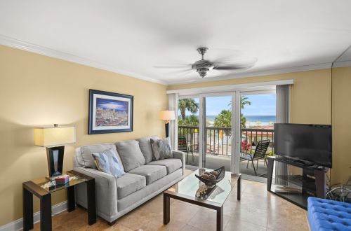 Gulf Gate Resort #102