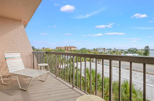 Gulf Gate Resort #307