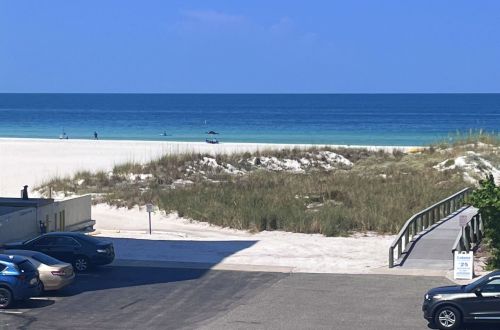 Gulf Gate Resort #208
