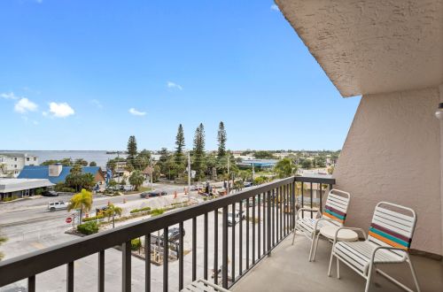 Gulf Gate Resort #408